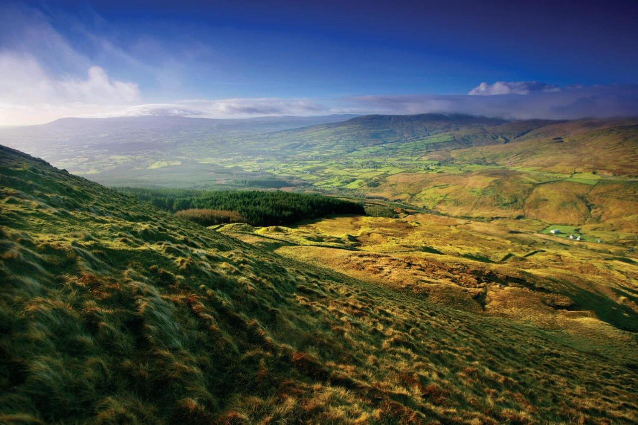 Вилла An Lar Bellaghy Экстерьер фото